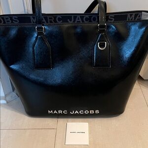 Marc Jacobs shiny patent tote ( NWOT)